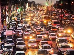 آموزش رانندگی در خیابان شلوغ